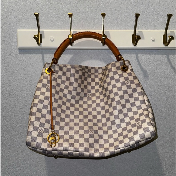LOUIS VUITTON Damier Azur Artsy
MM. 100% Authentic - Picture 3 of 8